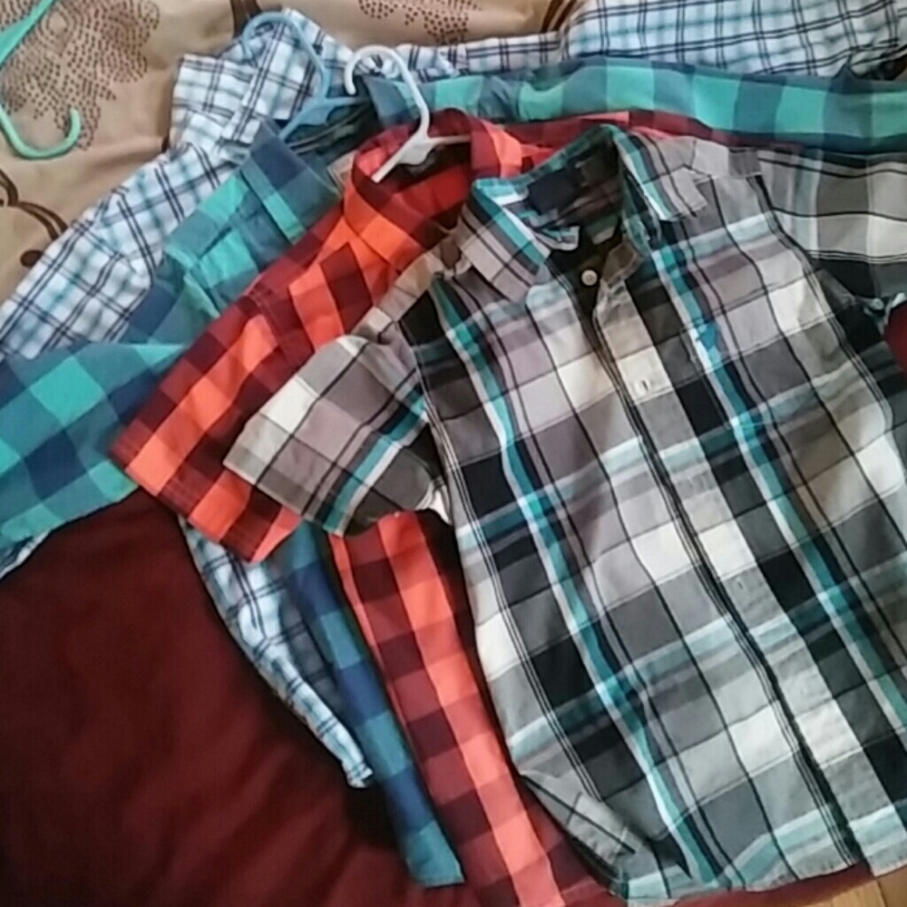 Boys size 5-6 button down shirts